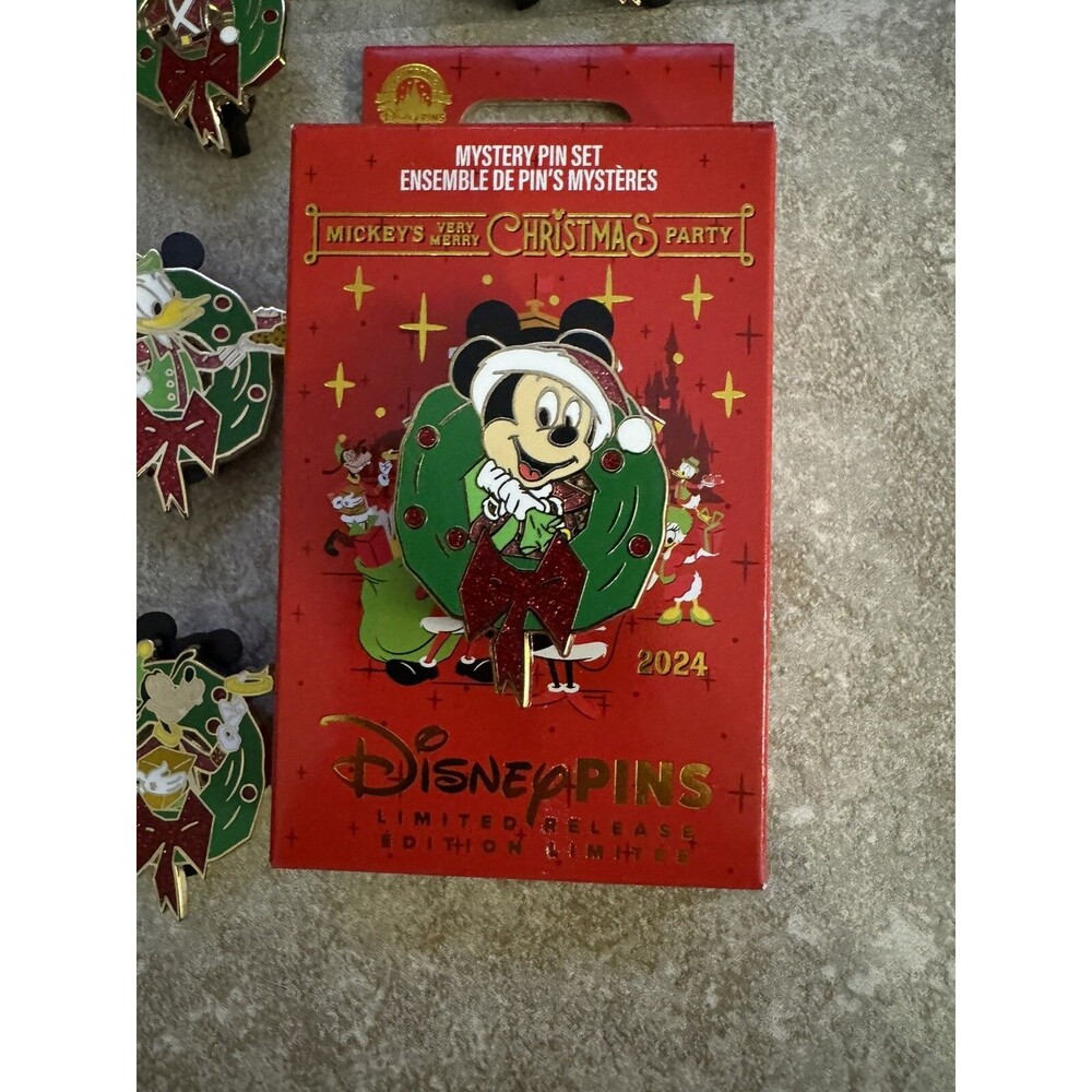 Disney Pin 2024 Mickeys Very Merry Christmas Party Mystery Mickey Mouse Wreath